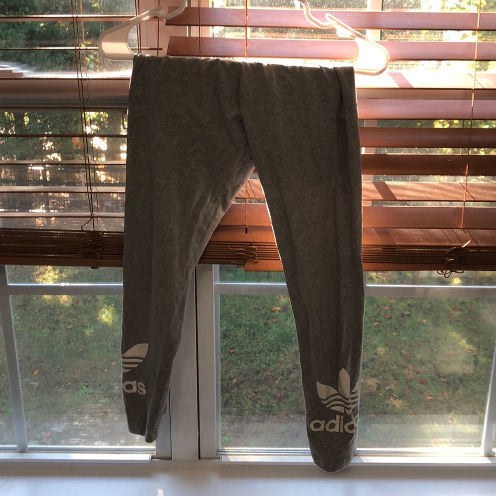 Grey leggings